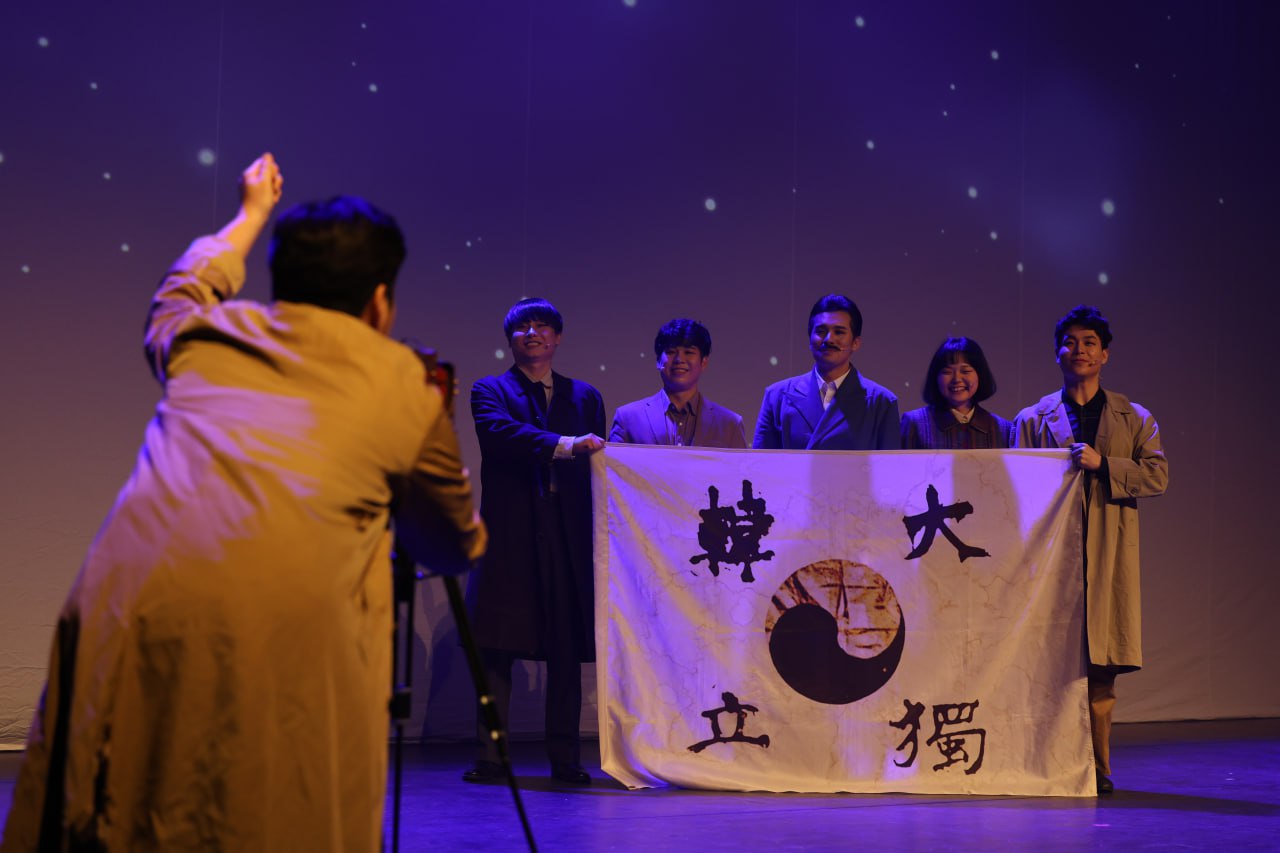 극단 활동