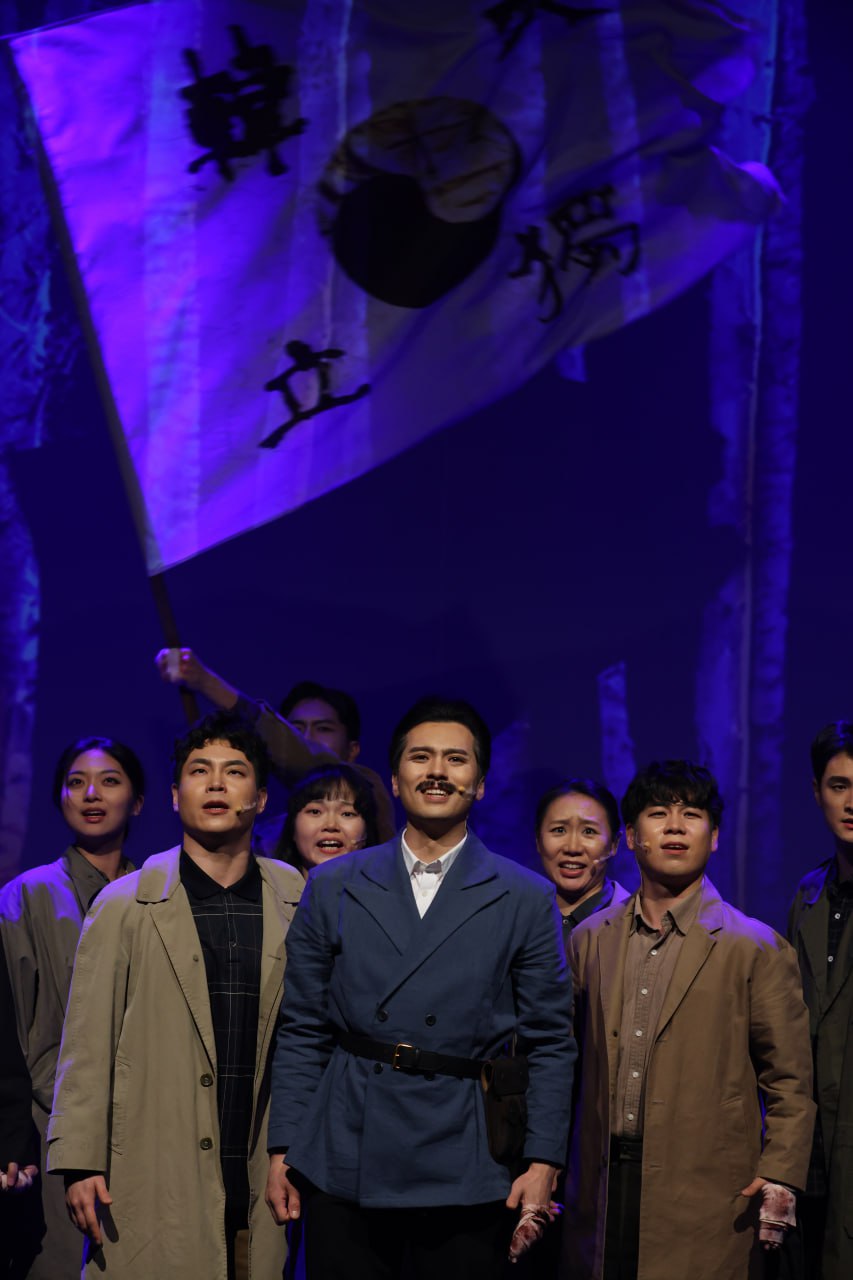 극단 활동